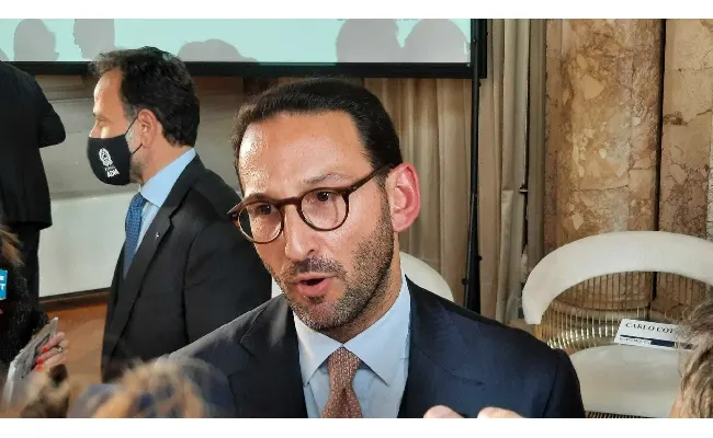 Lotteria degli scontrini, Freni (Mef): "In assenza di sanzioni, i piccoli e medi esercenti non rispettano l'obbligo di trasmettere i dati"