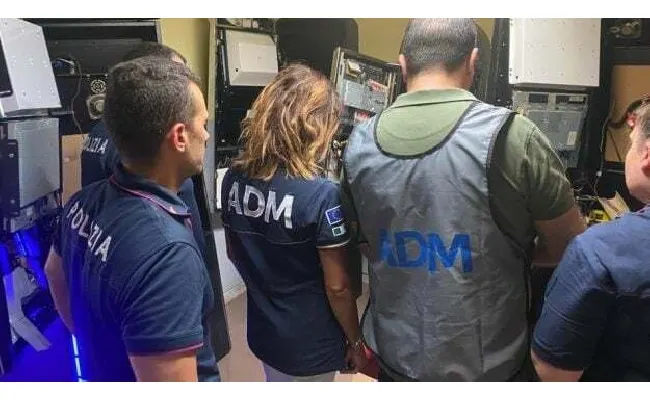 Giochi, Adm: scoperto centro abusivo di scommesse in provincia di Reggio Calabria