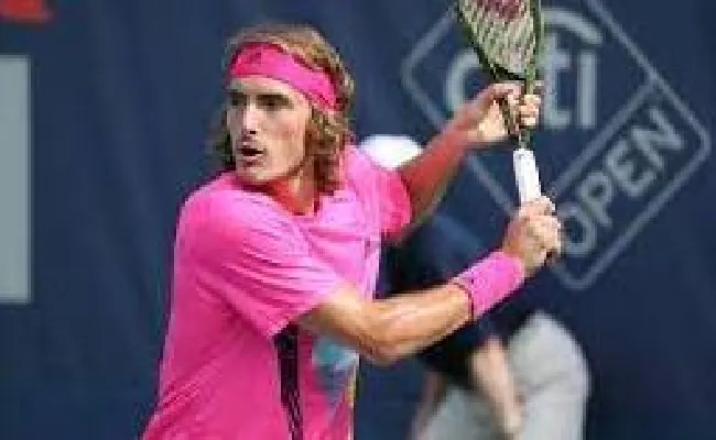 Internazionali d'Italia: senza gli italiani e Djokovic c'è Rune padrone in quota, il danese avanti su Tsitsipas per il titolo a Roma