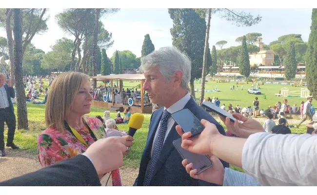 Piazza di Siena, Abodi (min. Sport): "Auspico nascita di una fondazione per valorizzare Villa Borghese"