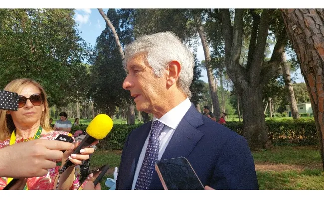 Piazza di Siena, Abodi (min. Sport): “Molto più di un evento sportivo, mi auguro sia da esempio per gli altri”