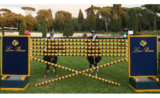 Piazza di Siena: premio n. 9 Sei Barriere Loro Piana, Bicocchi e Whitaker alla pari fino a 1,95