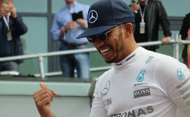 F1, GP d’Ungheria: Hamilton a caccia del bis nel tracciato dei record, ma su William Hill è avanti il tris di Verstappen