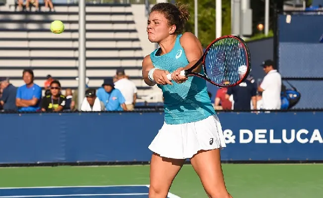 Olimpiadi, il tennis azzurro si affida a Paolini. Alcaraz doppia in quota Djokovic e prenota l’oro