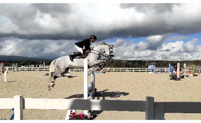 Equitazione, salto ostacoli: a Tanca Regia Simonetti vince il piccolo Gran Premio al Sardegna Jumping Tour