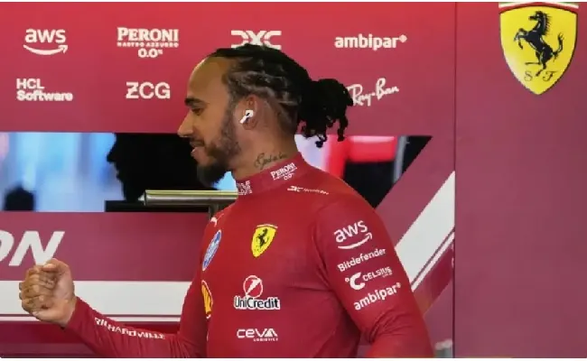 F1, primo squillo di Hamilton in Ferrari: dopo la pole è il favorito della Sprint in Cina, sfida lanciata a Norris per la gara