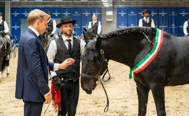 Fieracavalli, Lollobrigida (min. Agricoltura): "Ippica ed equitazione creano lavoro e ricchezza, Verona può diventare capitale internazionale del cavallo"
