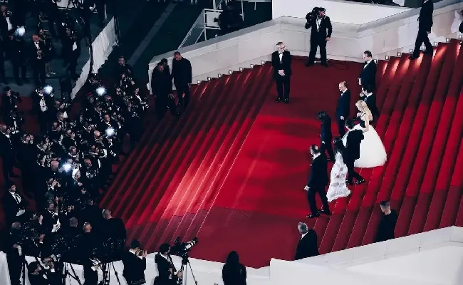 Festival di Cannes, la Palma d’Oro potrebbe tornare a un film in bianco e nero dopo 17 anni: si tratta di “Fatherland” a 2,75 su Sisal.it