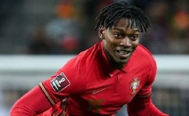 Calciomercato Milan, la Turchia chiama Leao: in quota è derby di Istanbul tra Galatasaray (a 2,00) e Fenerbahce