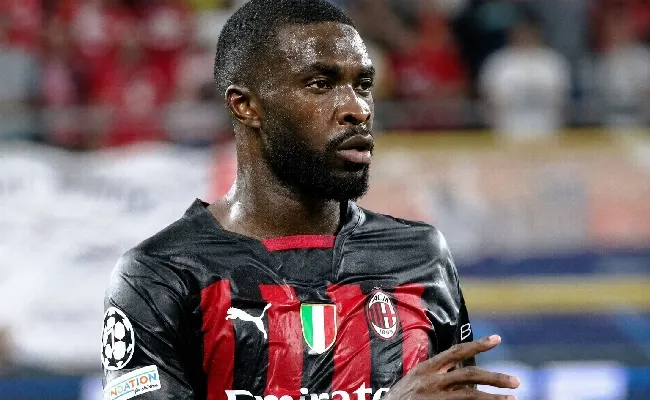 Calciomercato Milan, Leao non è l’unico in uscita: per i bookie anche Fofana e Tomori a rischio cessione